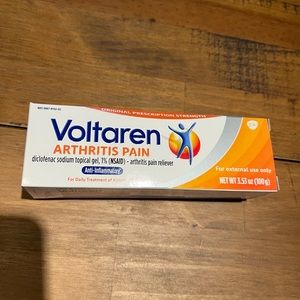 Voltaren 3.5oz NWT